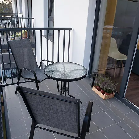 Apartament Jezyce 아파트 *